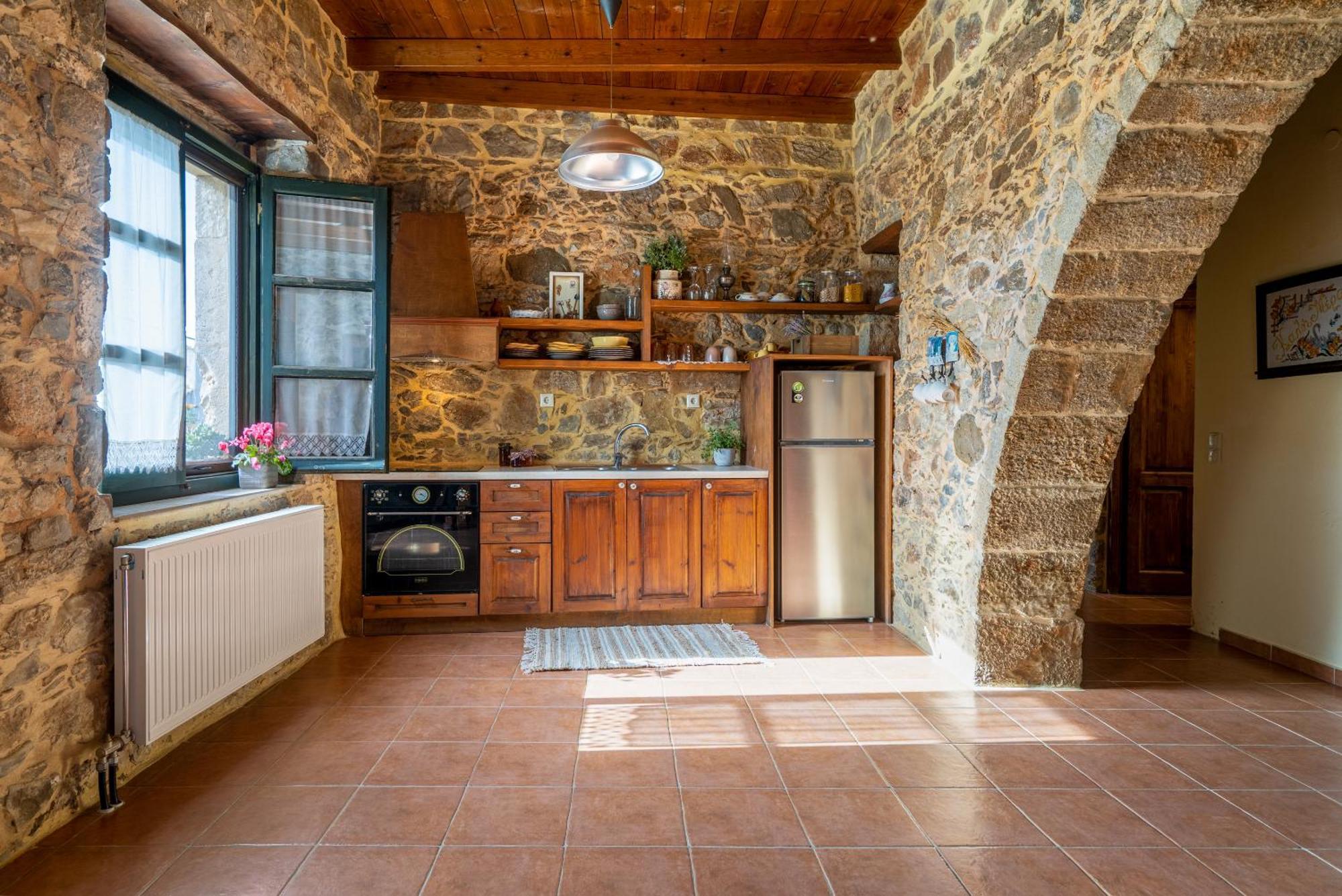 Orgon Farm Traditional Houses Apostoli Exterior photo