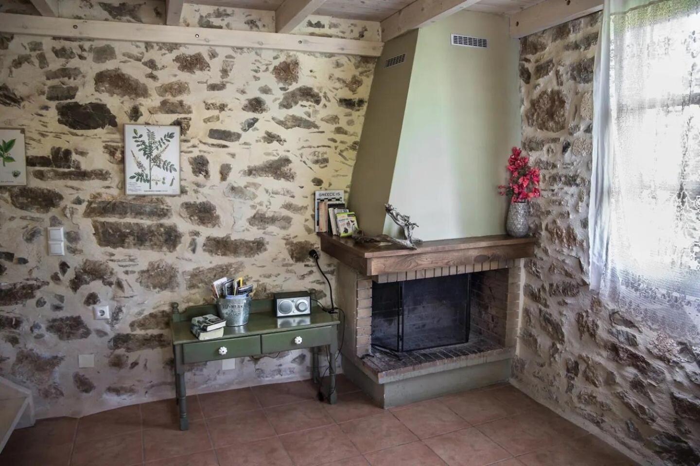 Orgon Farm Traditional Houses Apostoli Exterior photo